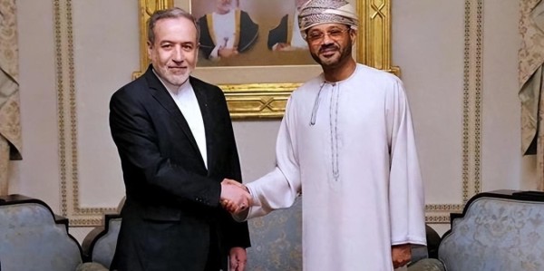 乐鱼网下载-准备同归于尽？伊朗不计代价全面反击，海湾国家沦为伊美挡箭牌？