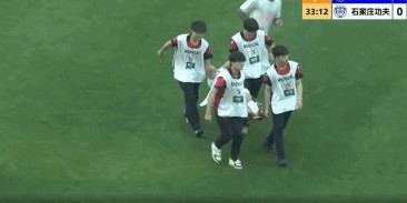 乐鱼体育入口-半场：无锡吴钩0-0石家庄功夫，双方机会寥寥，比达尔伤退