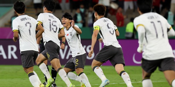 乐鱼体育入口-距夺冠就差一步！零封之盾对上最强火力，U23国足战日本争创奇迹