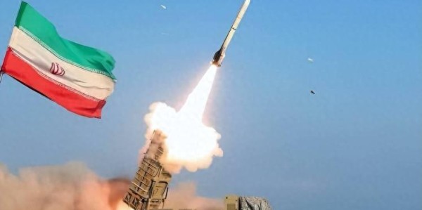 乐鱼网下载-准备同归于尽？伊朗不计代价全面反击，海湾国家沦为伊美挡箭牌？