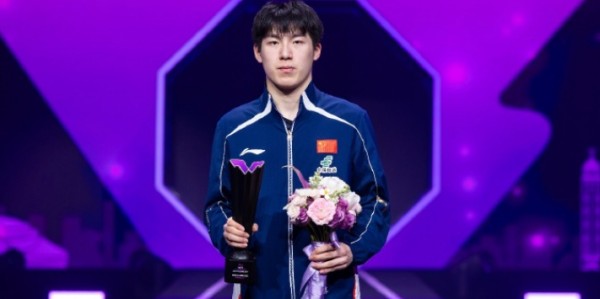 乐鱼网下载-温瑞博世排升10位！全世界球迷为他点赞：险造外卡奇迹 温和谦逊