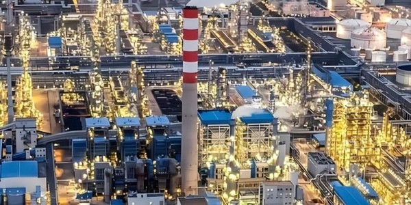 乐鱼网下载-准备同归于尽？伊朗不计代价全面反击，海湾国家沦为伊美挡箭牌？