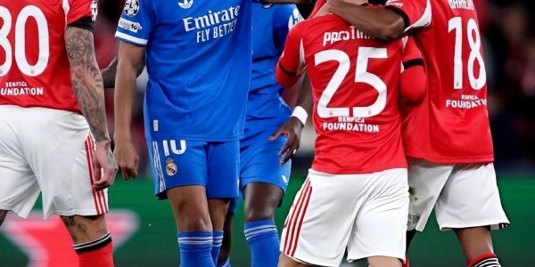 乐鱼体育入口-1：0！熊皇一剑封喉，穆帅红牌加身无缘伯纳乌，皇马复仇本菲卡