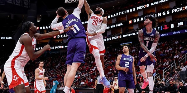 乐鱼体育入口-本来进攻就一片混乱，结果火箭还让他长时间留在场上拖累空间？