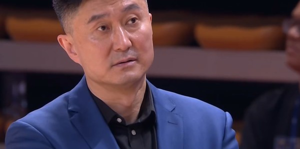 leyu体育app-别骂徐杰了！广东四连败残酷真相：杜锋全责，萨林杰早该走人