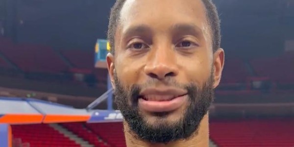 乐鱼网下载-弗格：上一场比赛我们自己出了问题；生日愿望是今晚拿下广州